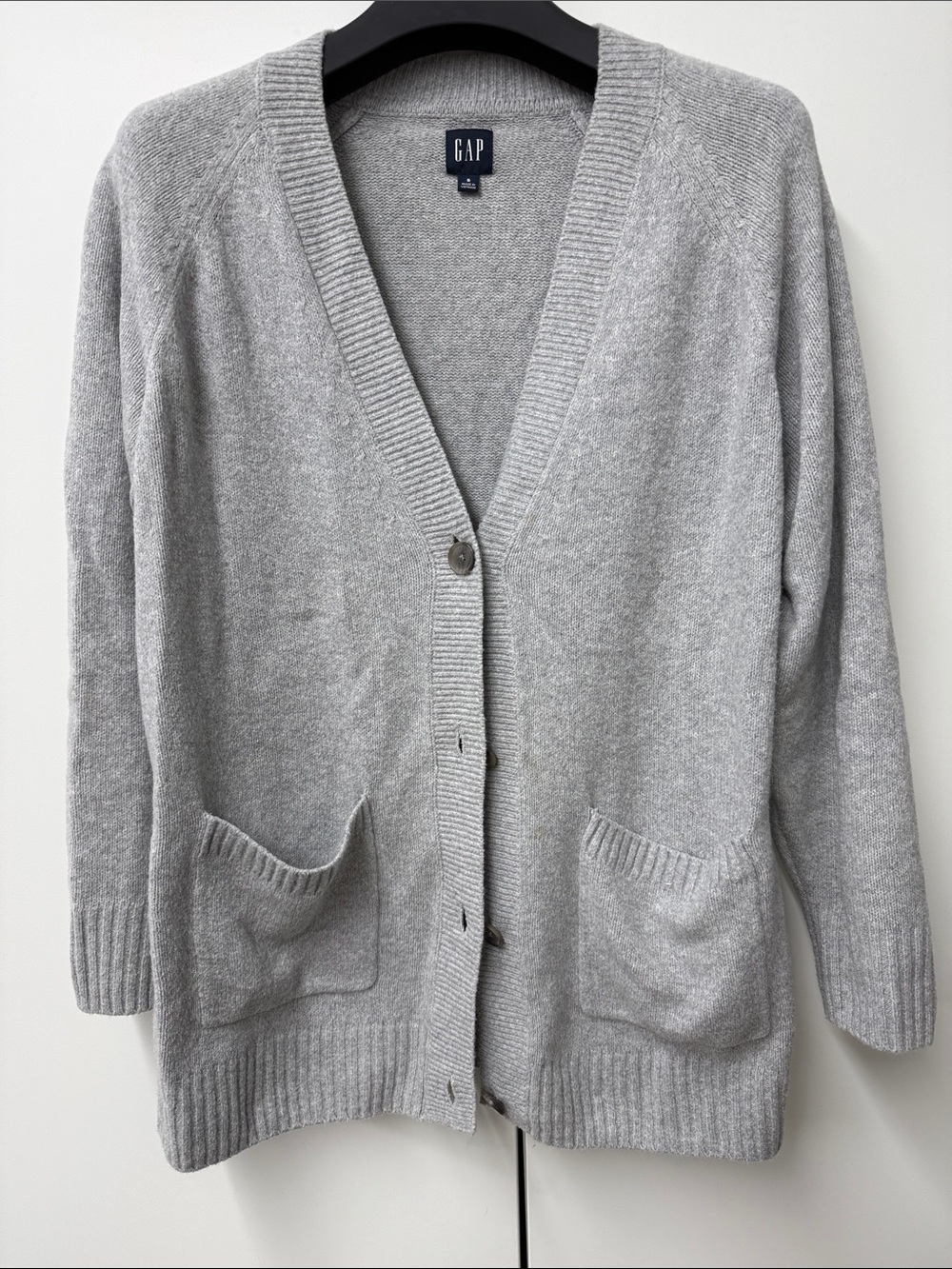 GAP Gray V-Neck Knit Button Cardigan